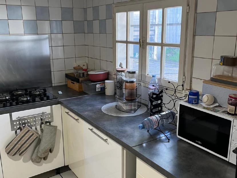 thumbnail of estate's photo