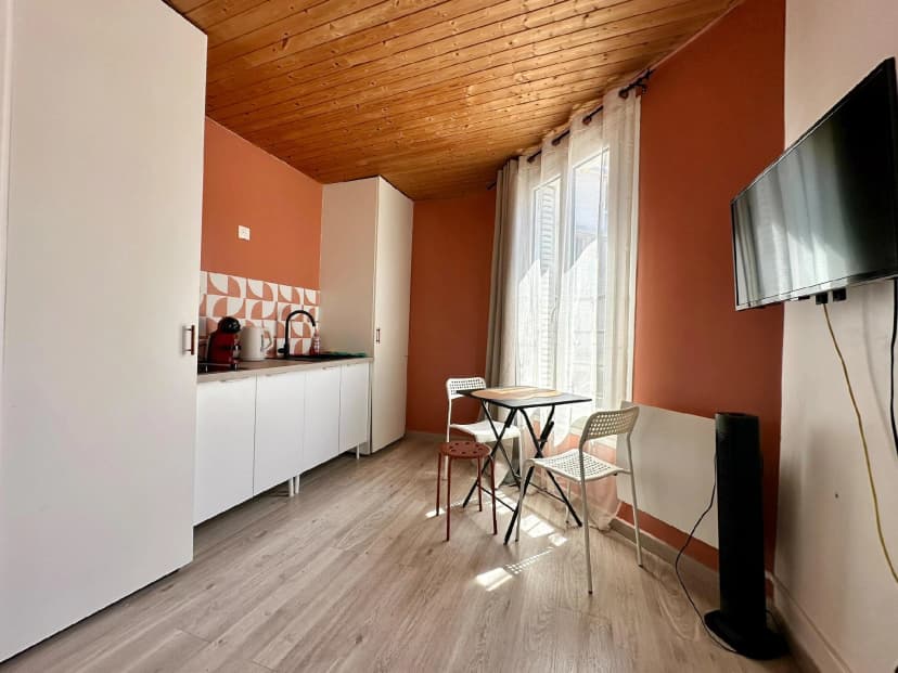 727028 photo